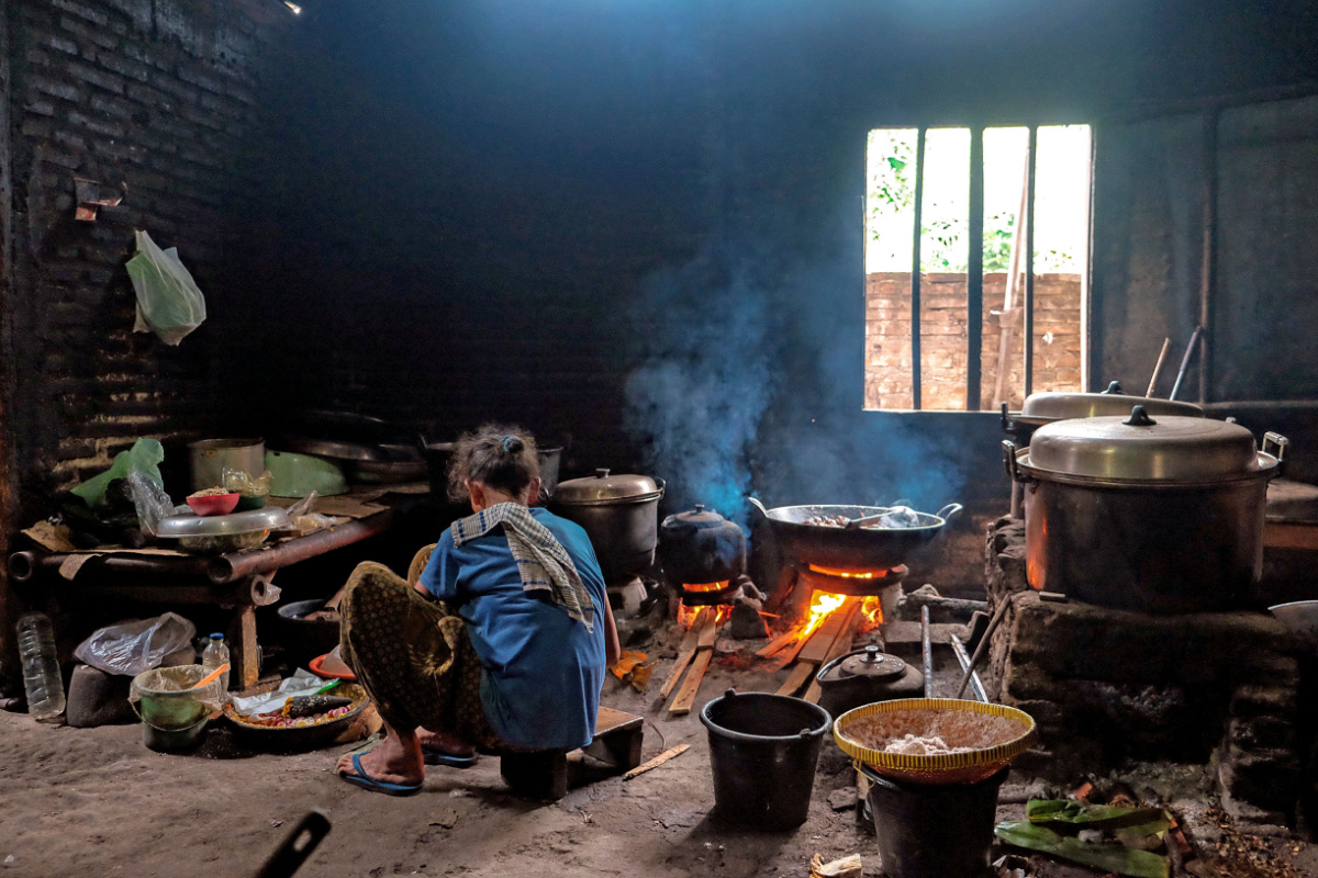 Searching for sustainable solutions to indoor air pollution