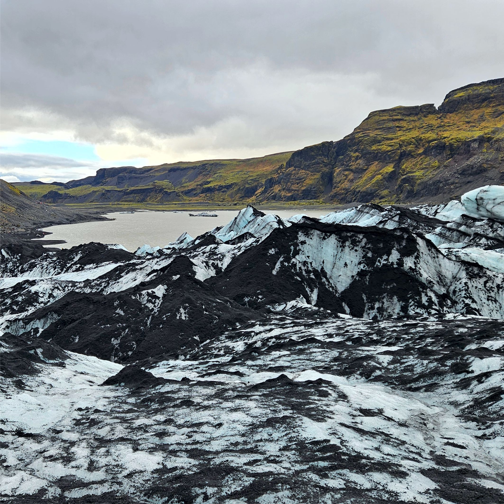[COM] Geology field trip to Iceland
