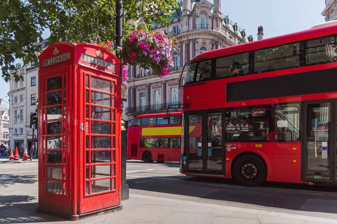 [COM] The London Relocation Services