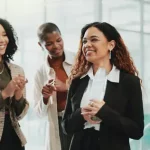 [COM] The origin and development of applause IELTS Reading Answers with Explanation