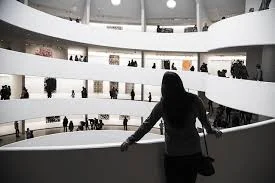 [COM] Rebranding art museums